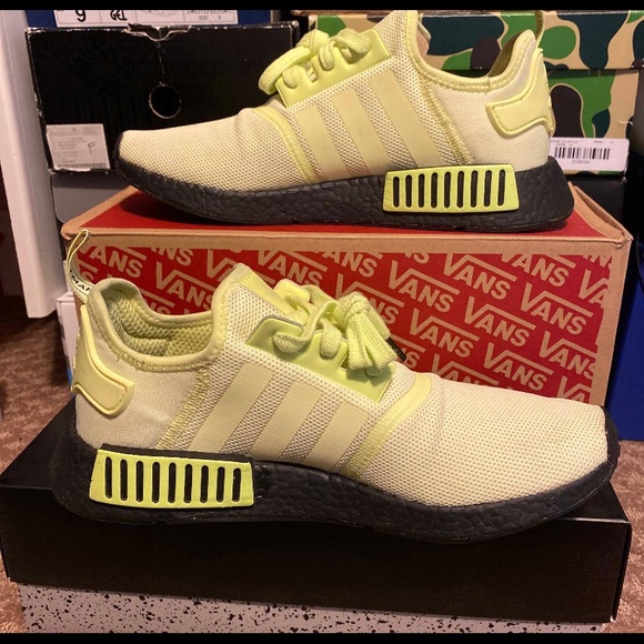 Adidas NMD R1 “Glow” Sample size 9 yeezy pharrell - Picture 2 of 8